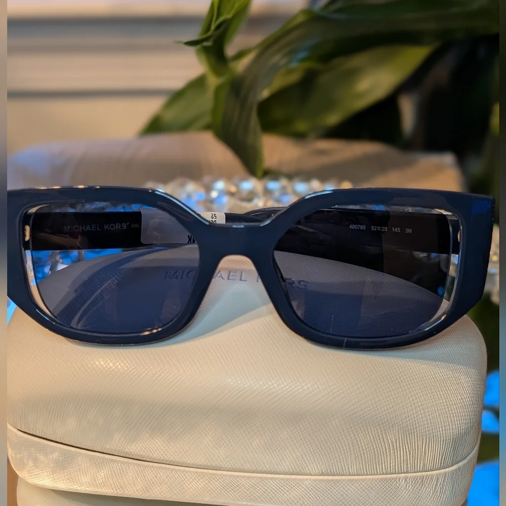 Michael Kors Outlet Denali Sunglasses NWT